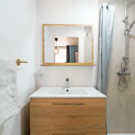 Le Cocon De - T4 Hyper Centre & Parking Apartman Chambéry