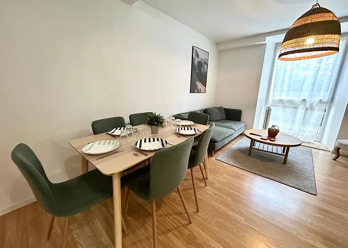 Le Cocon De - T4 Hyper Centre & Parking Apartment Chambéry